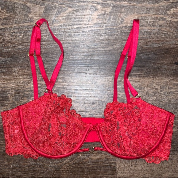Victoria's Secret "Wicked Unlined Sweet Heart Lace Balconette Bra" Size 34C - Picture 2 of 12